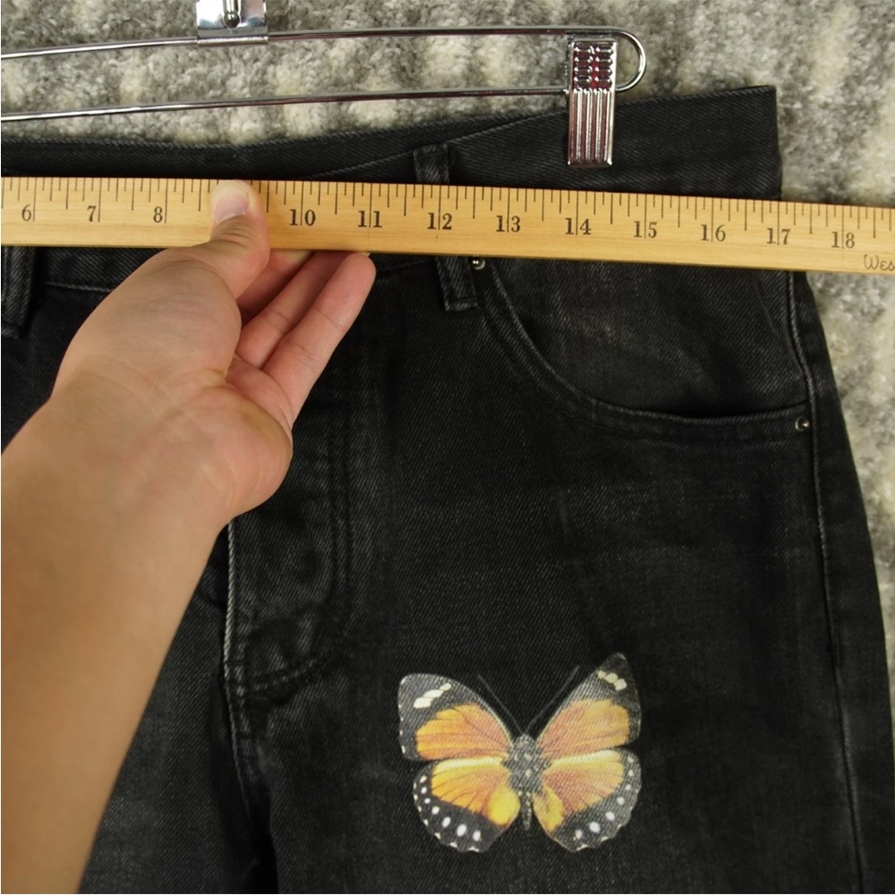 MNML Straight Leg Jeans Womens Size 32x30 Black Butterfly Print 5 Pocket Raw Hem - Picture 11 of 11